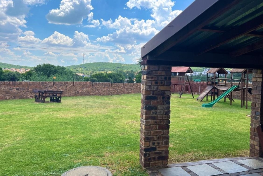 3 Bedroom Property for Sale in Liefde en Vrede Gauteng