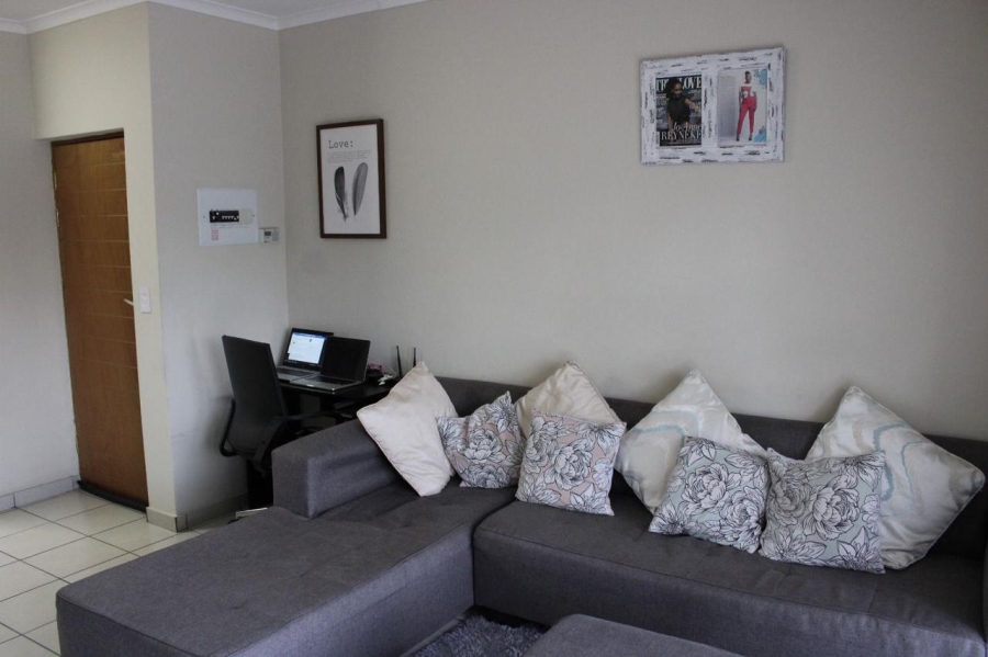 2 Bedroom Property for Sale in South Crest Gauteng