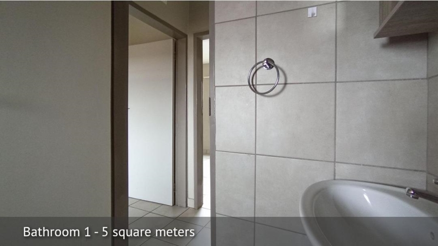2 Bedroom Property for Sale in Heuweloord Gauteng