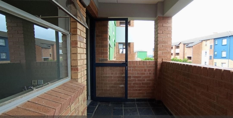 2 Bedroom Property for Sale in Heuweloord Gauteng