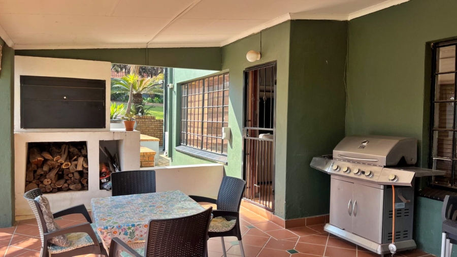 6 Bedroom Property for Sale in Rietvalleipark Gauteng