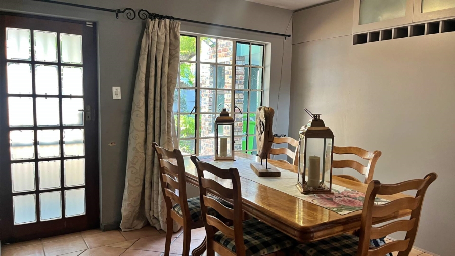 6 Bedroom Property for Sale in Rietvalleipark Gauteng