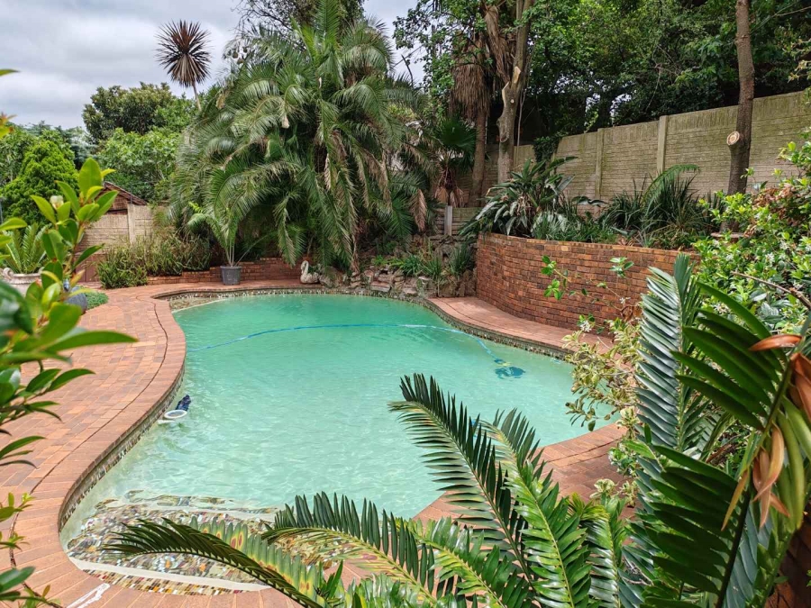 To Let 3 Bedroom Property for Rent in Wilro Park Gauteng
