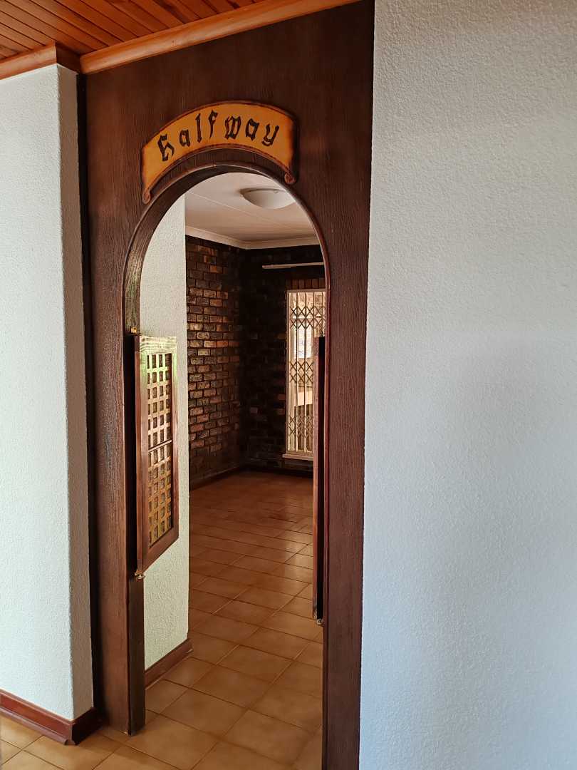 To Let 3 Bedroom Property for Rent in Wilro Park Gauteng