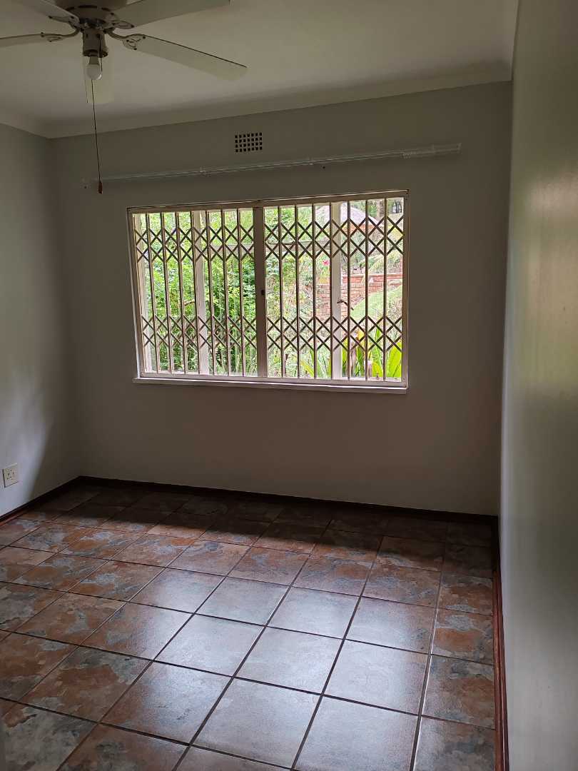 To Let 3 Bedroom Property for Rent in Wilro Park Gauteng