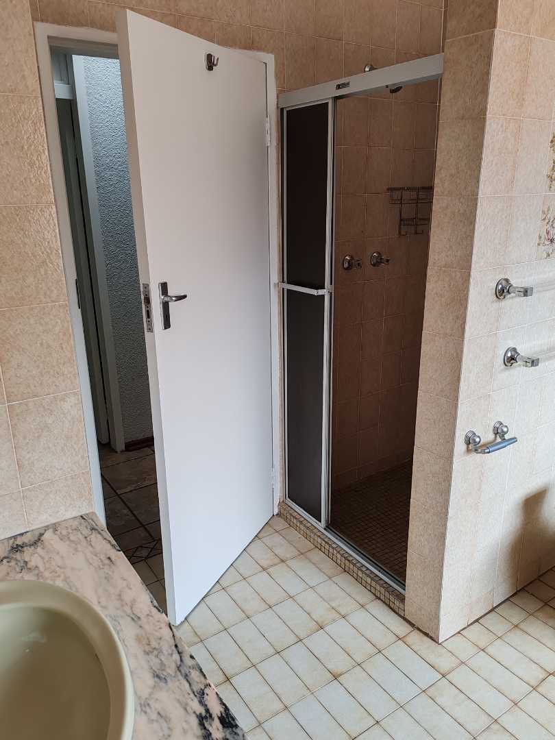 To Let 3 Bedroom Property for Rent in Wilro Park Gauteng
