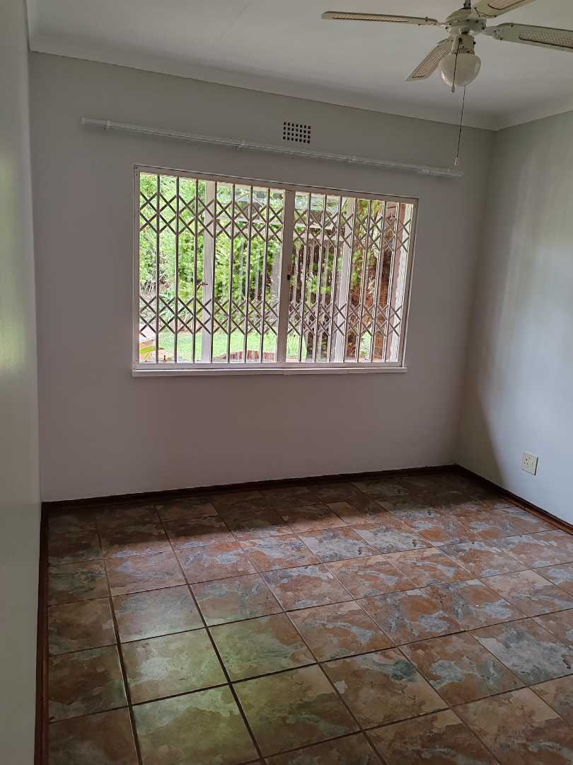 To Let 3 Bedroom Property for Rent in Wilro Park Gauteng