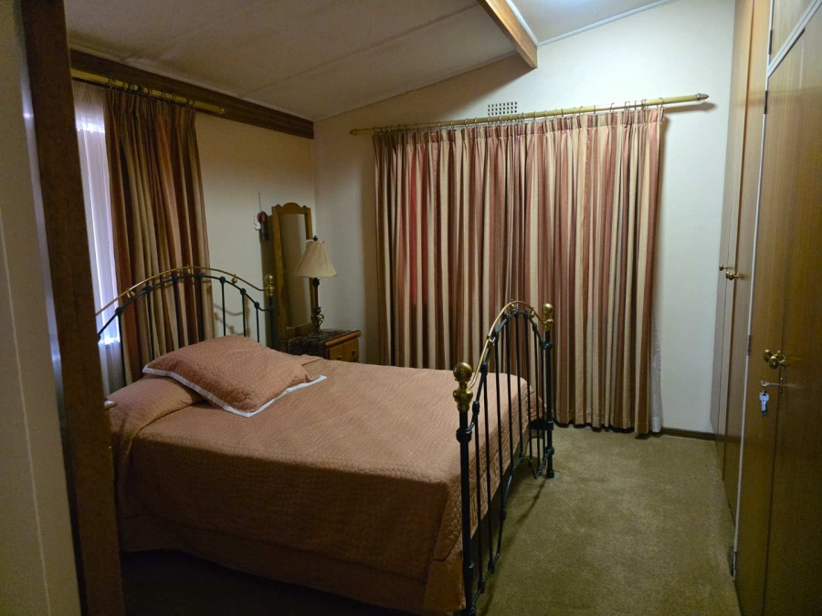 4 Bedroom Property for Sale in Horison Park Gauteng