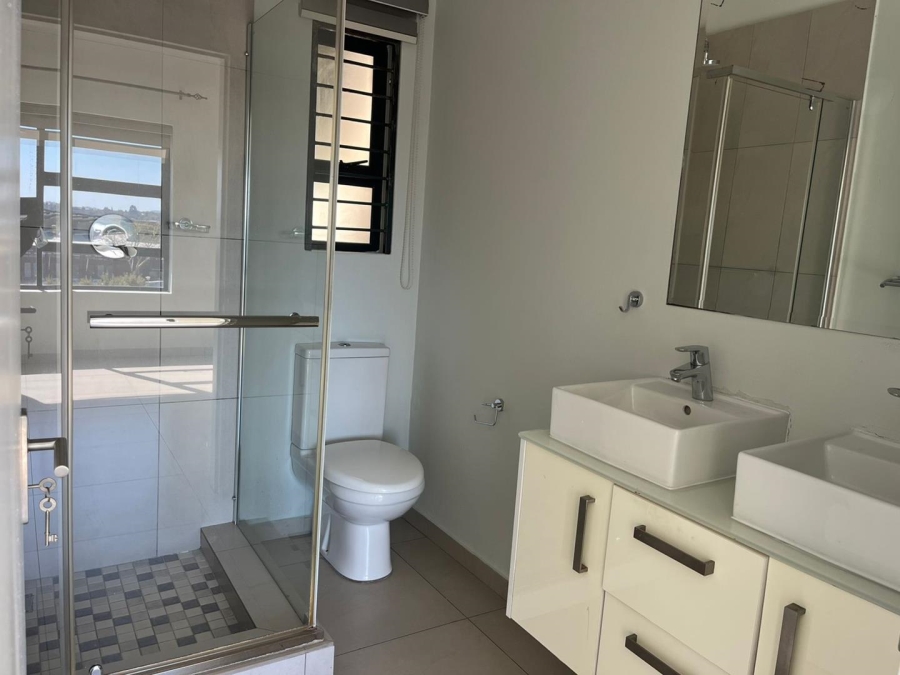 To Let 3 Bedroom Property for Rent in North Riding Gauteng