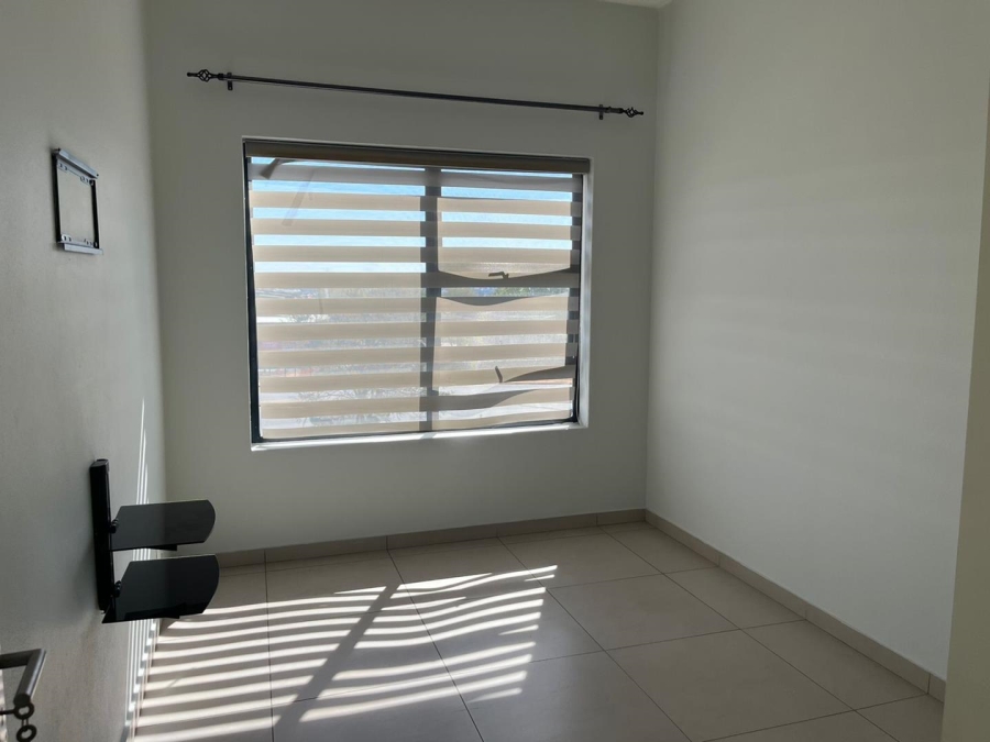 To Let 3 Bedroom Property for Rent in North Riding Gauteng