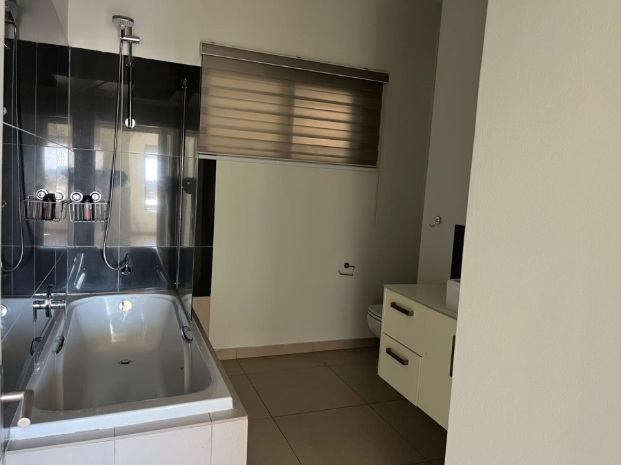 To Let 3 Bedroom Property for Rent in North Riding Gauteng