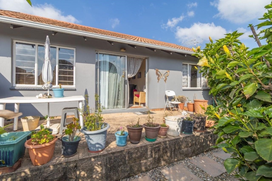2 Bedroom Property for Sale in Northwold Gauteng