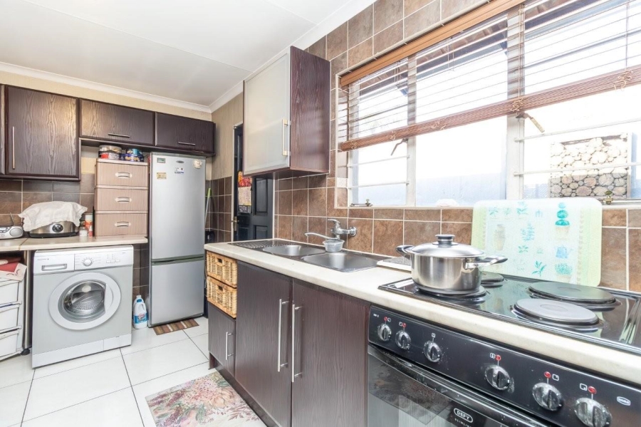2 Bedroom Property for Sale in Northwold Gauteng