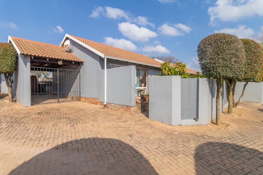 2 Bedroom Property for Sale in Northwold Gauteng