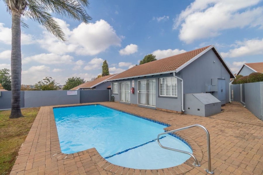 2 Bedroom Property for Sale in Northwold Gauteng