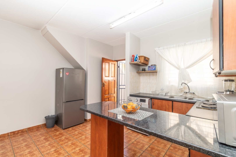 2 Bedroom Property for Sale in Randburg Gauteng