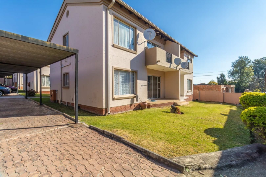 2 Bedroom Property for Sale in Randburg Gauteng