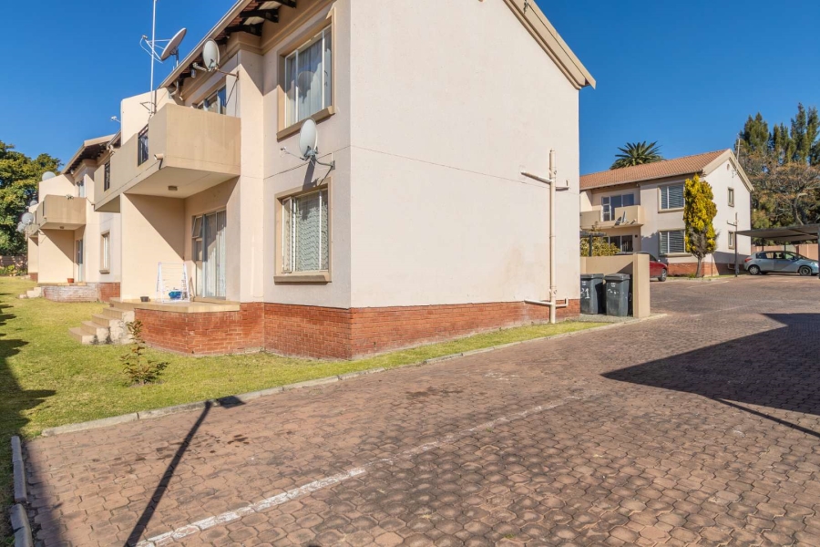2 Bedroom Property for Sale in Randburg Gauteng