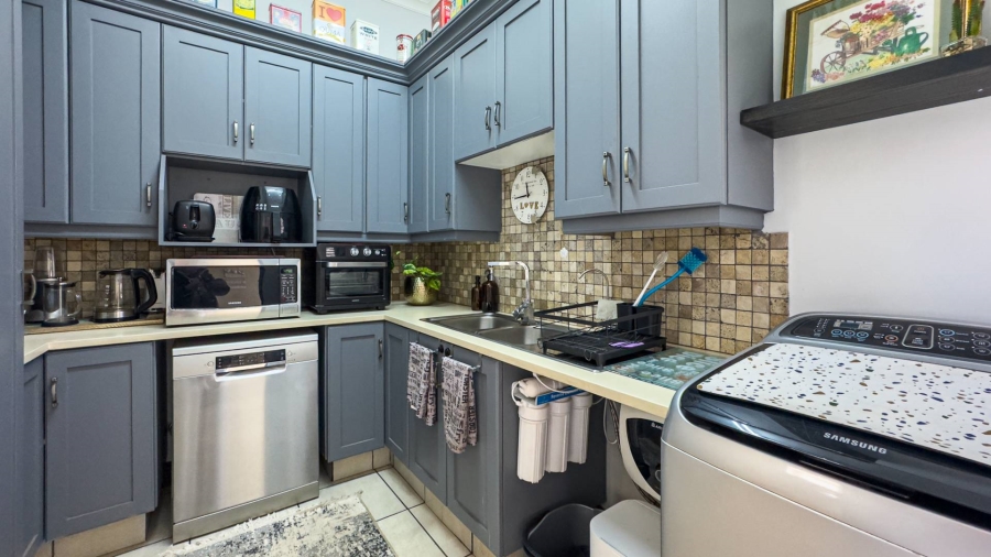 3 Bedroom Property for Sale in Midstream Hill Gauteng