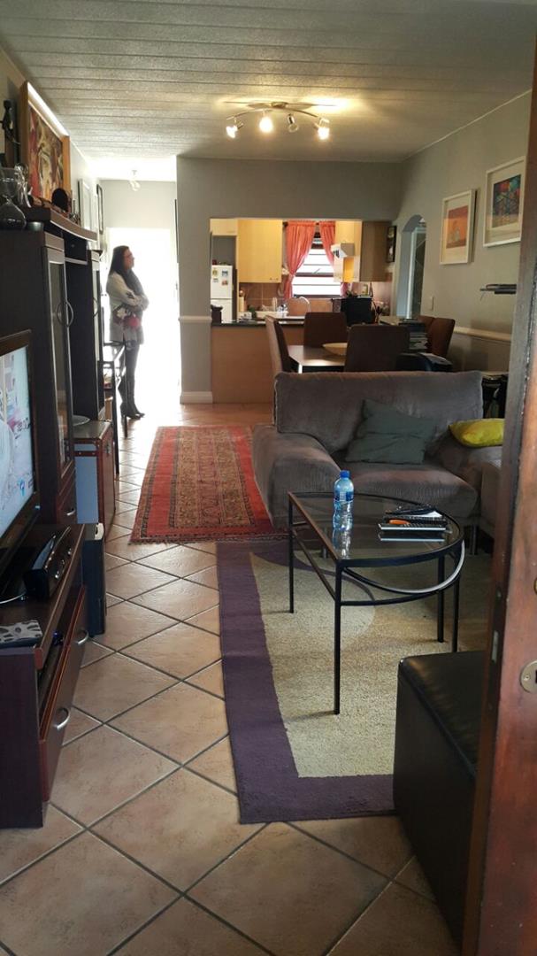 1 Bedroom Property for Sale in Waverley Gauteng