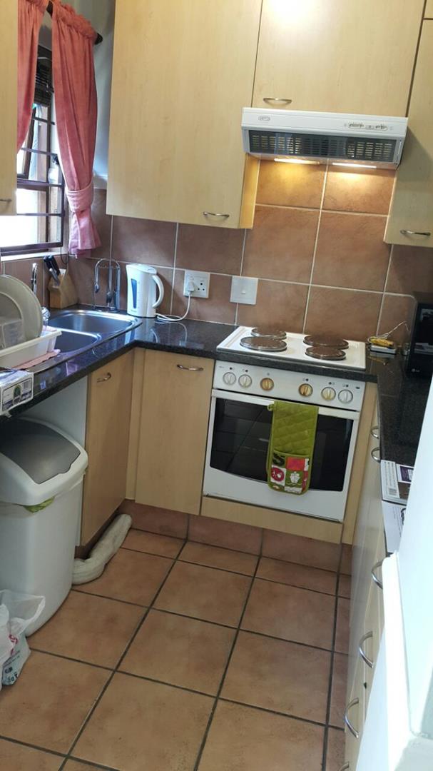 1 Bedroom Property for Sale in Waverley Gauteng
