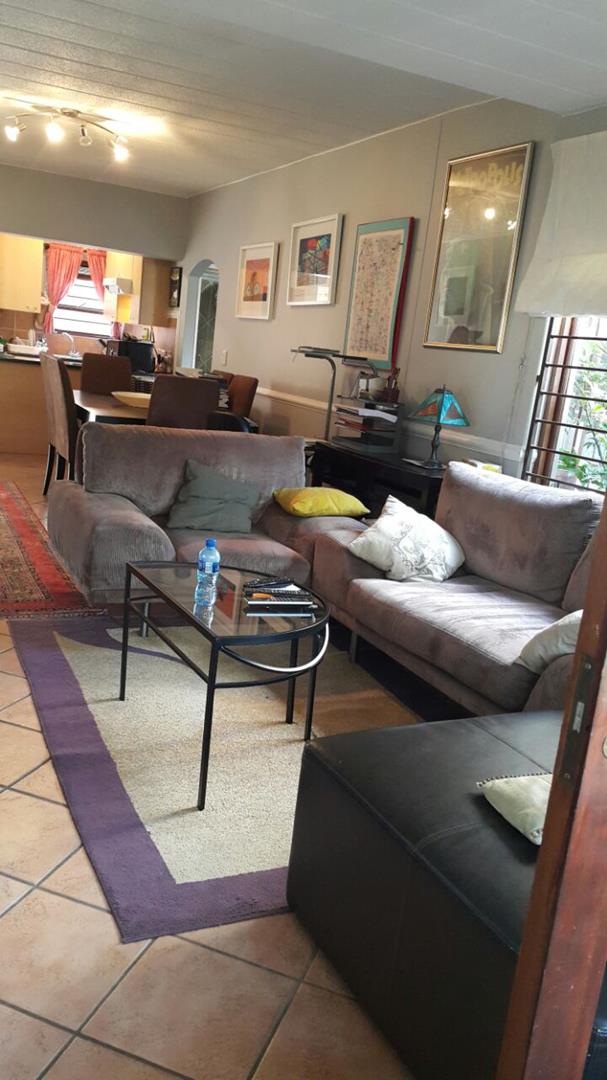 1 Bedroom Property for Sale in Waverley Gauteng