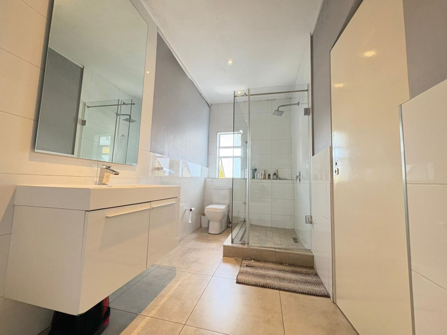 To Let 3 Bedroom Property for Rent in Oaklands Gauteng