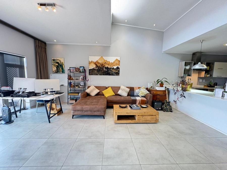 To Let 3 Bedroom Property for Rent in Oaklands Gauteng
