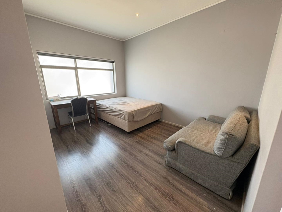 To Let 3 Bedroom Property for Rent in Oaklands Gauteng