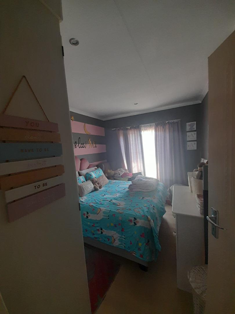 3 Bedroom Property for Sale in Annlin Gauteng