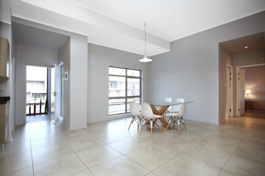 To Let 2 Bedroom Property for Rent in Oaklands Gauteng