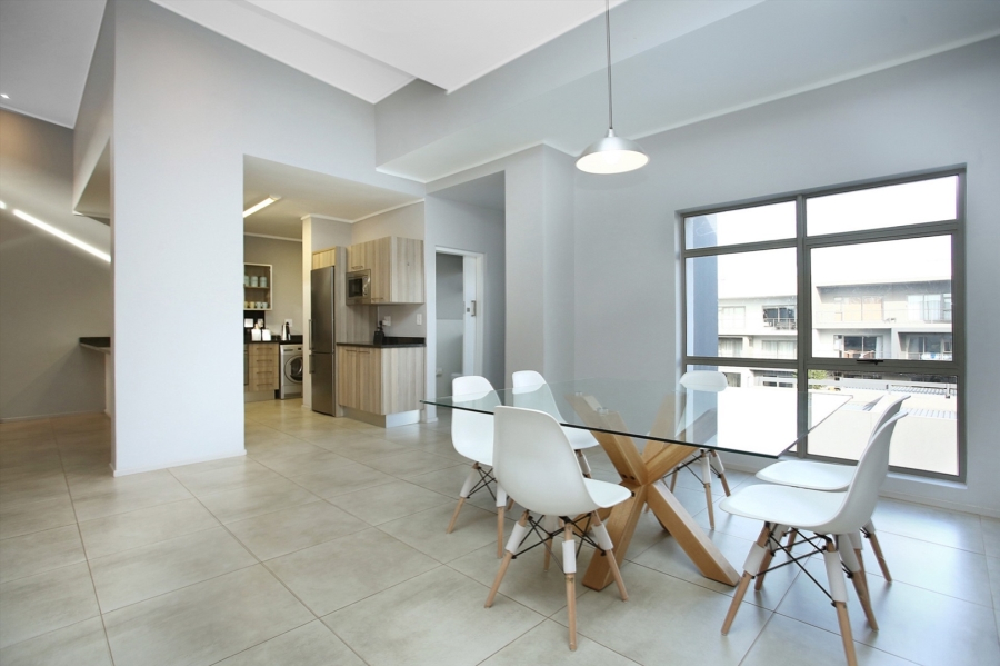 To Let 2 Bedroom Property for Rent in Oaklands Gauteng