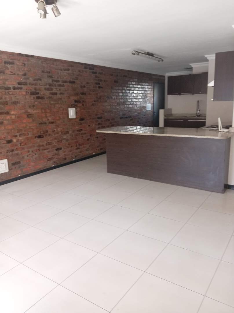 To Let 2 Bedroom Property for Rent in Bedfordview Gauteng