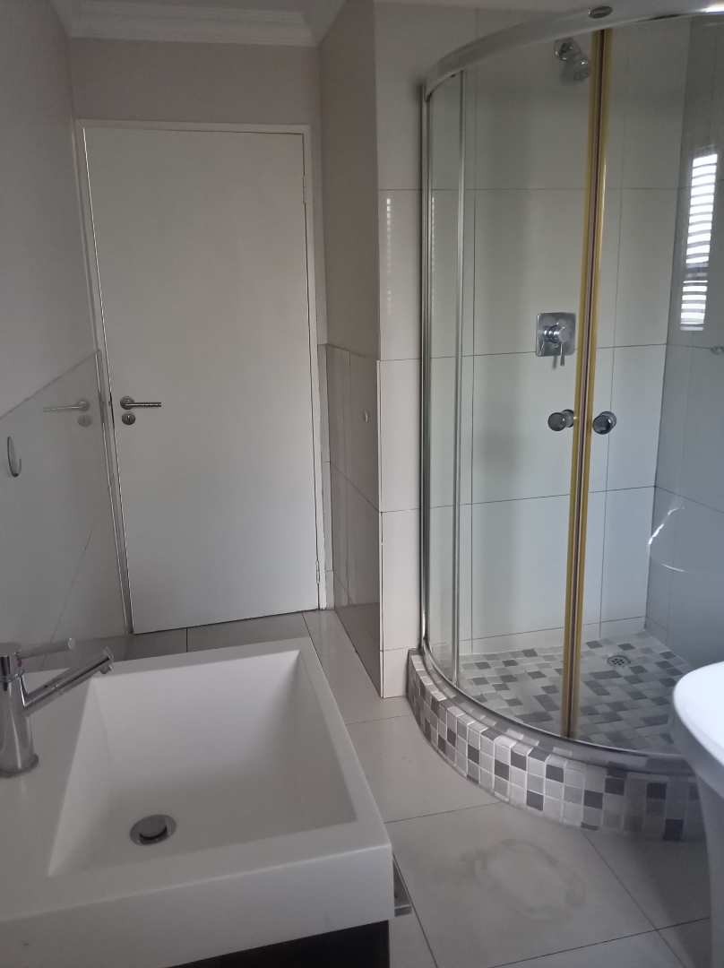 To Let 2 Bedroom Property for Rent in Bedfordview Gauteng