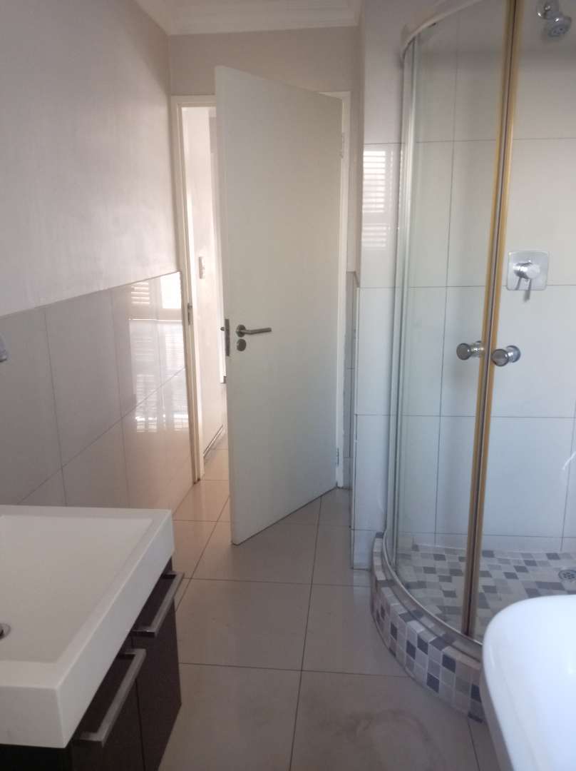 To Let 2 Bedroom Property for Rent in Bedfordview Gauteng