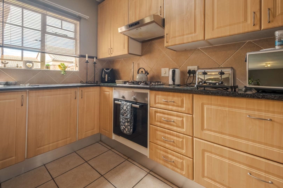 To Let 3 Bedroom Property for Rent in Moreleta Park Gauteng
