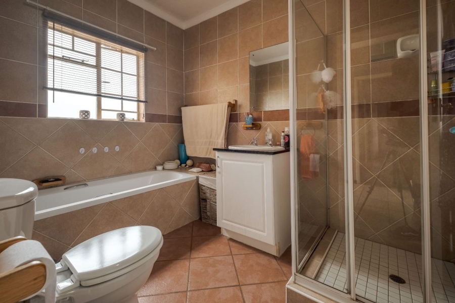 To Let 3 Bedroom Property for Rent in Moreleta Park Gauteng