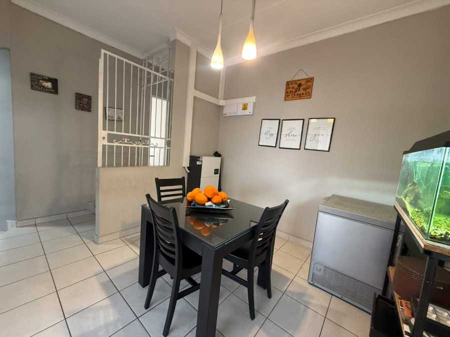 4 Bedroom Property for Sale in Whiteridge Gauteng