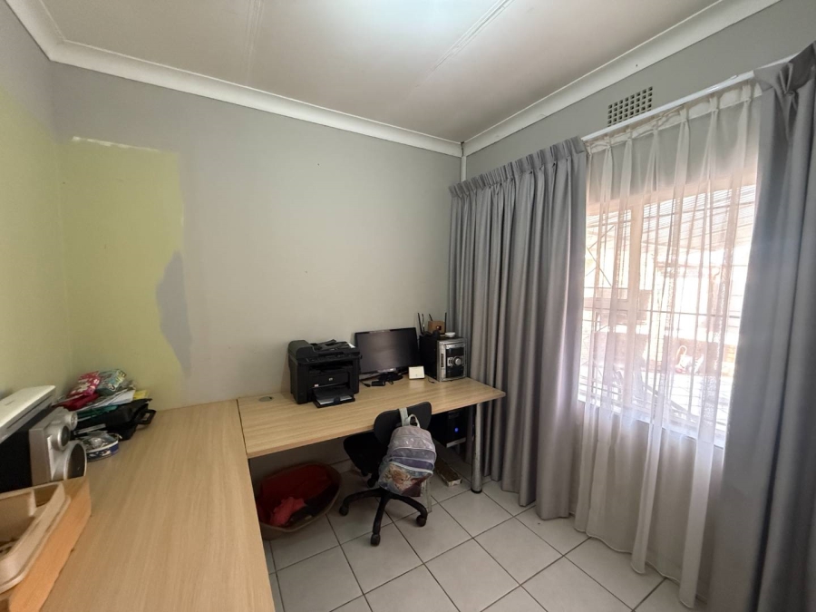 4 Bedroom Property for Sale in Whiteridge Gauteng