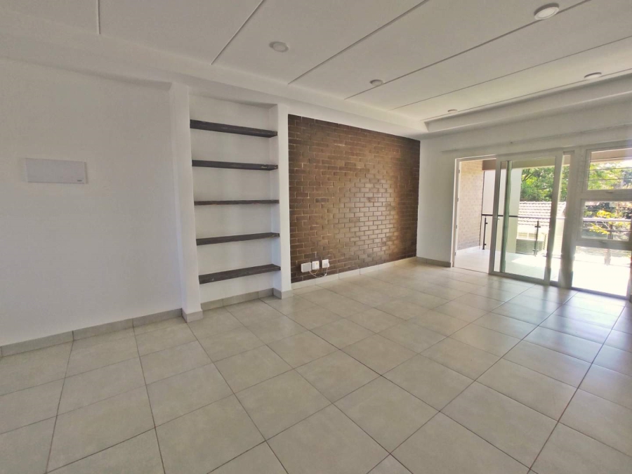 2 Bedroom Property for Sale in Linden Gauteng