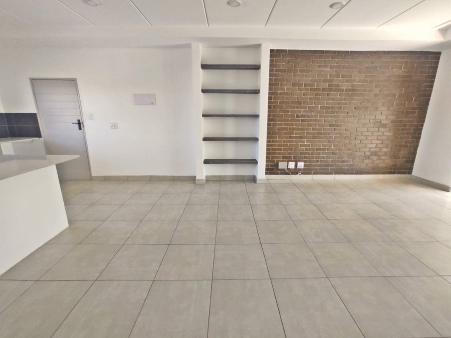 2 Bedroom Property for Sale in Linden Gauteng