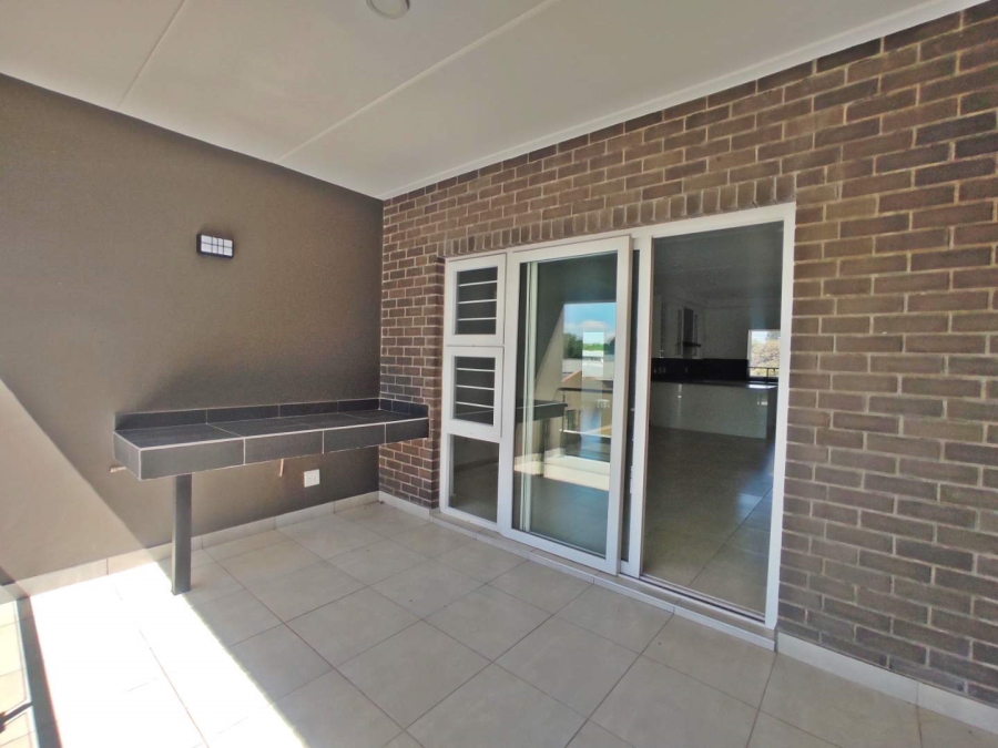 2 Bedroom Property for Sale in Linden Gauteng