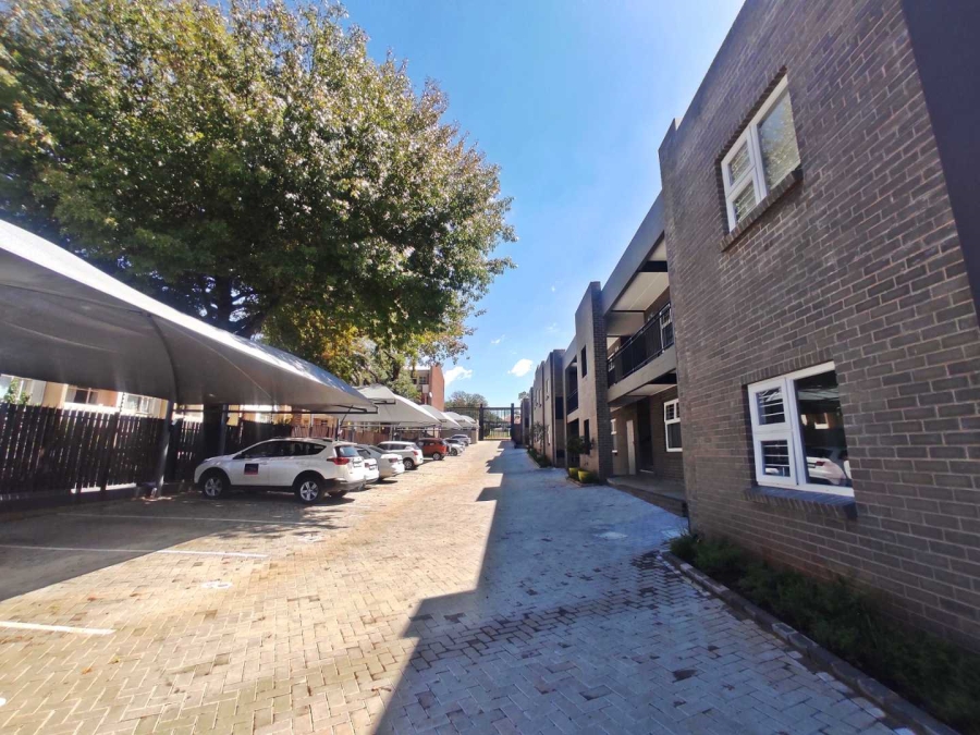 2 Bedroom Property for Sale in Linden Gauteng