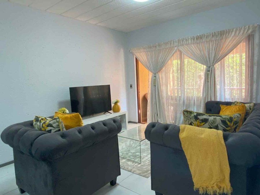 1 Bedroom Property for Sale in Lonehill Gauteng