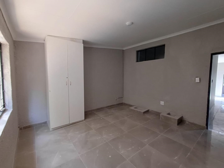 To Let 3 Bedroom Property for Rent in Ferndale Gauteng