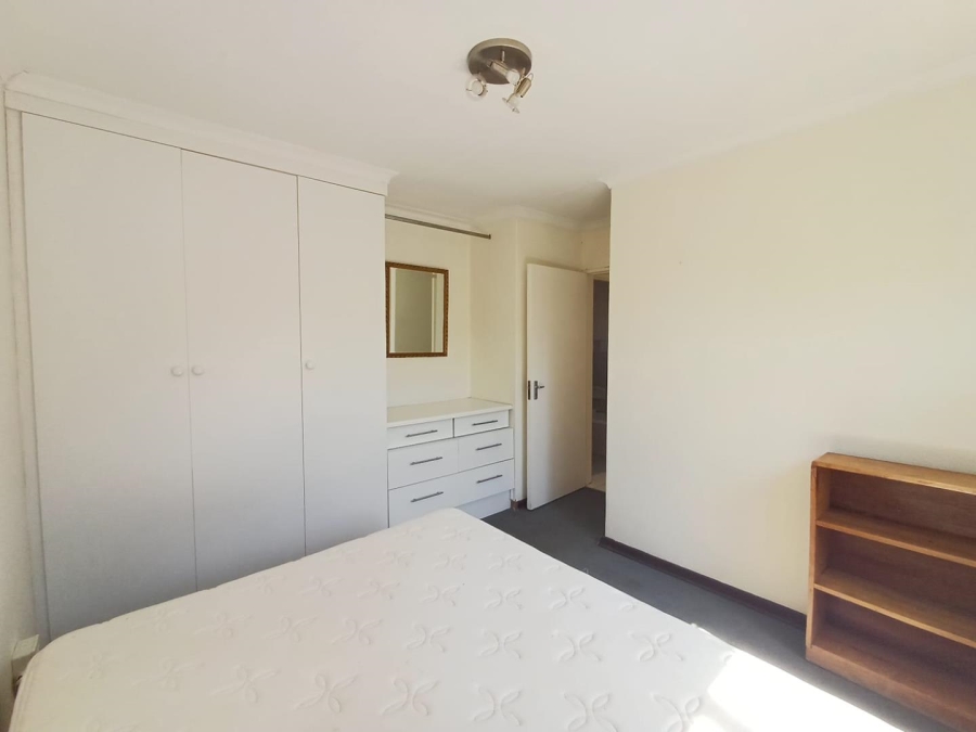 To Let 3 Bedroom Property for Rent in Bromhof Gauteng