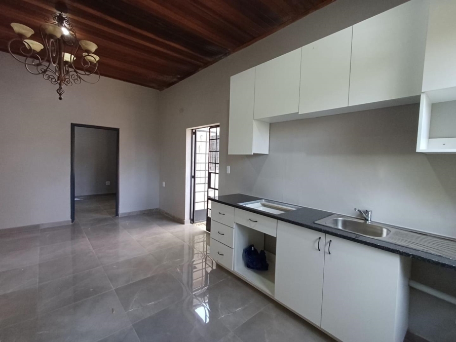 To Let 1 Bedroom Property for Rent in Ferndale Gauteng