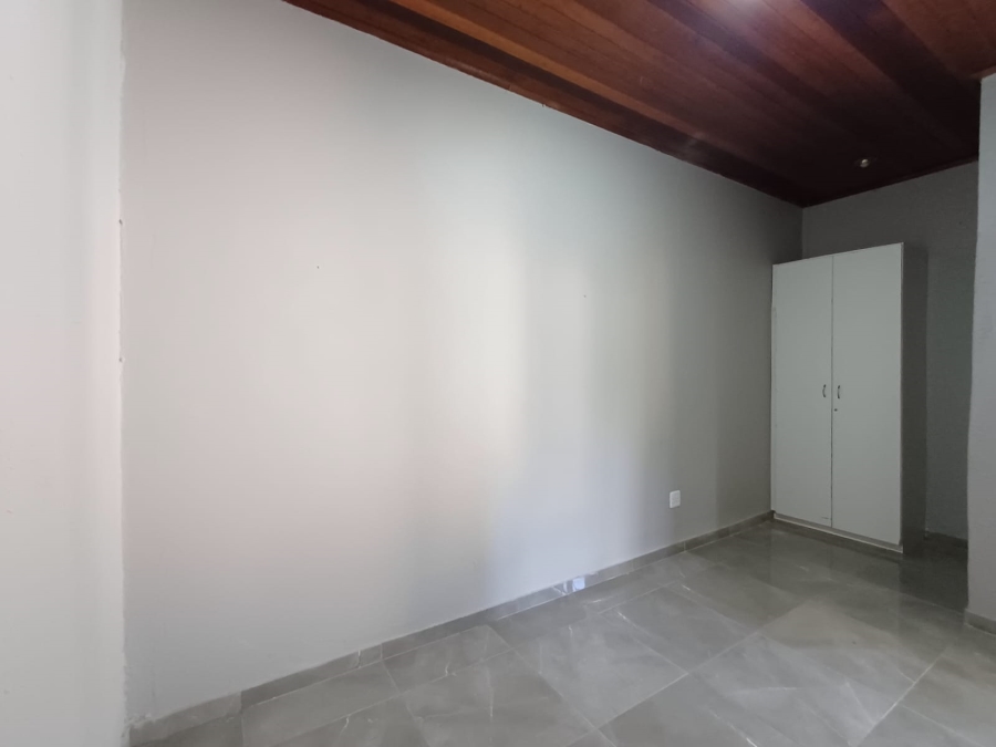 To Let 1 Bedroom Property for Rent in Ferndale Gauteng