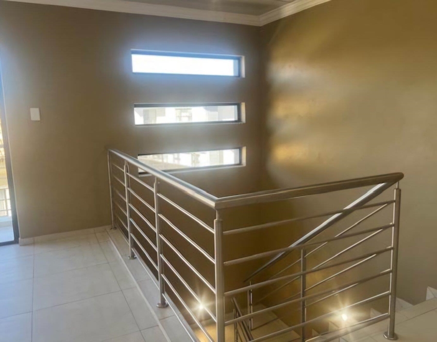 6 Bedroom Property for Sale in Savannah Country Estate Gauteng