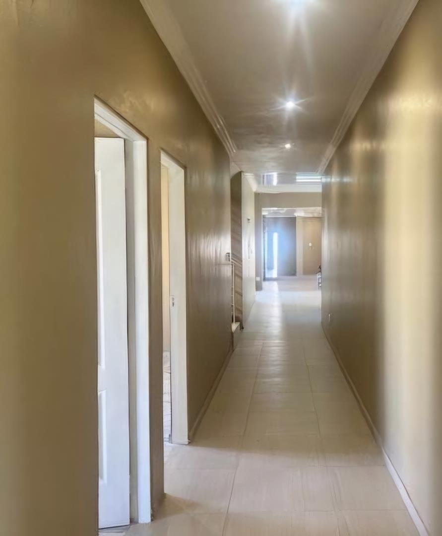 6 Bedroom Property for Sale in Savannah Country Estate Gauteng